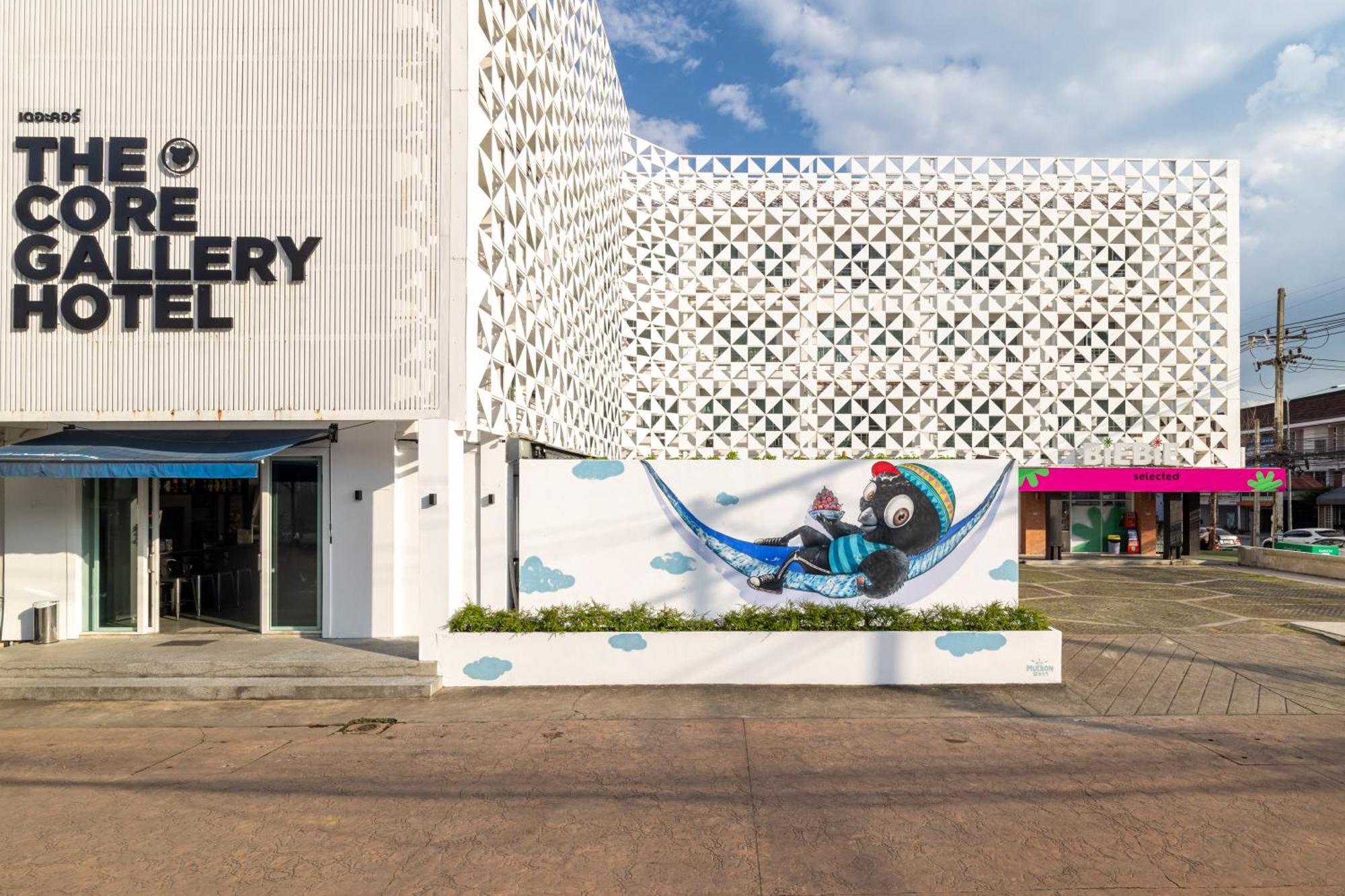 The Core Gallery Hotel Chiang Mai Exterior photo
